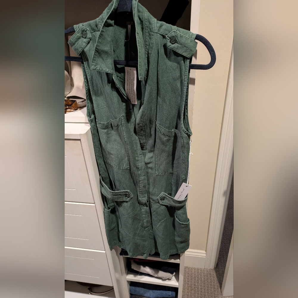 Green Sleeveless Utility Dress